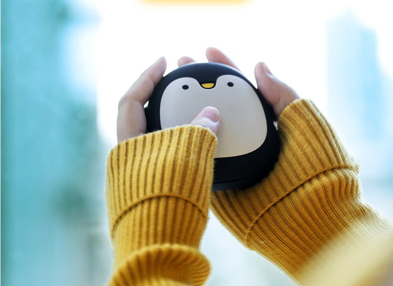 Cute Cartoon Penguin Polar Bear Electric Hand Warmers USB Rechargeable Double-Side Heating Pocket Power Bank Warmer Cute Cartoon Penguin Polar Bear Electric Hand Warmers USB Rechargeable Double-Side Heating Pocket Power Bank Warmer